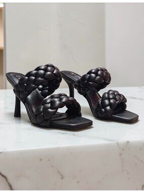 Braided Double Strap Black Heeled Sandals With Square Toe Design For Women